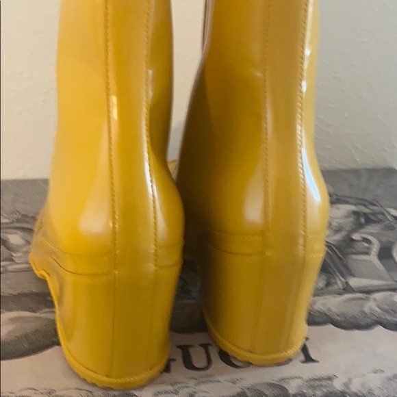 $1250 New  Gucci  Kitt 70 rain ankle boots, 36+,100% authentic. - Picture 6 of 16